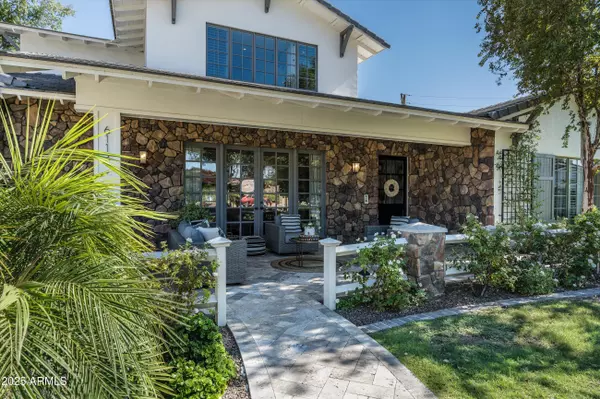 Scottsdale, AZ 85251,6113 E CALLE DEL NORTE --