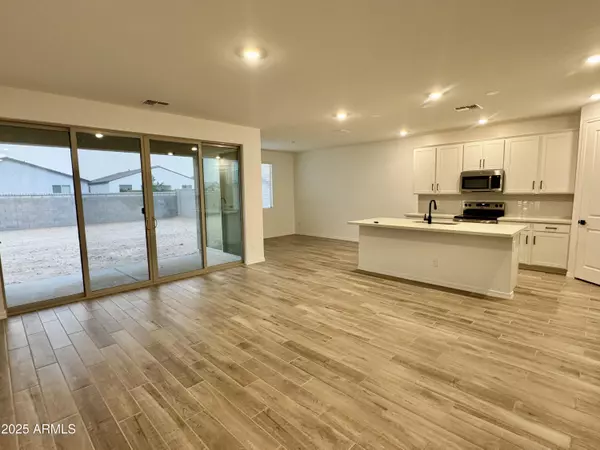 San Tan Valley, AZ 85140,2336 E HOMESTEADER Road