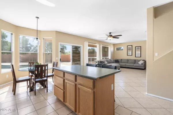 Phoenix, AZ 85024,18601 N 16TH Place