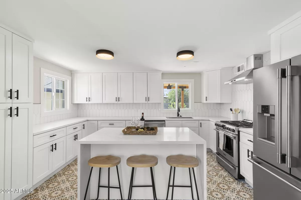 Phoenix, AZ 85006,1921 E YALE Street