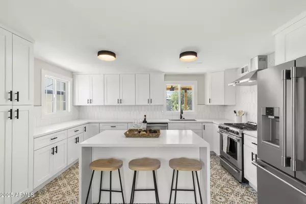 1921 E YALE Street, Phoenix, AZ 85006