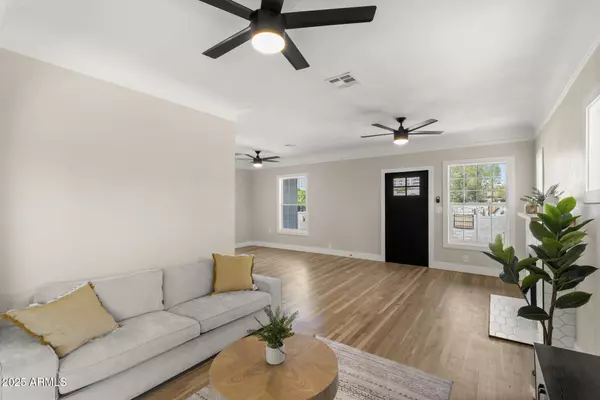 Phoenix, AZ 85006,1921 E YALE Street