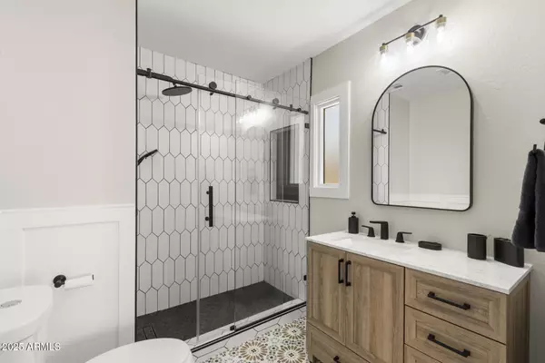 1921 E YALE Street, Phoenix, AZ 85006