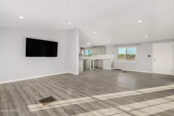 Tonopah, AZ 85354,38119 W LATHAM Street