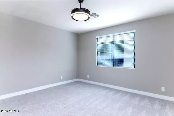 Phoenix, AZ 85018,3833 E MONTEREY Way