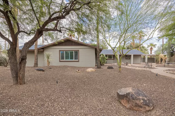 Phoenix, AZ 85018,5301 N 43RD Place