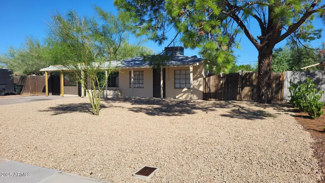 2326 E PARADISE Lane, Phoenix, AZ 85022