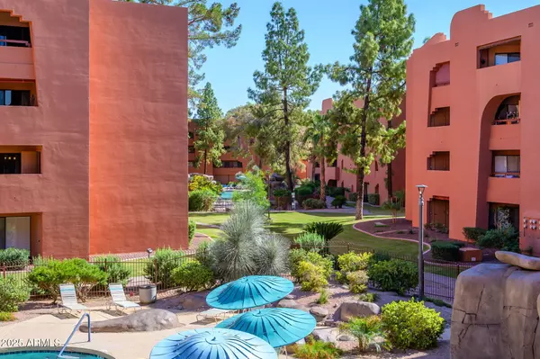 Phoenix, AZ 85032,12222 N PARADISE VILLAGE Parkway S #247