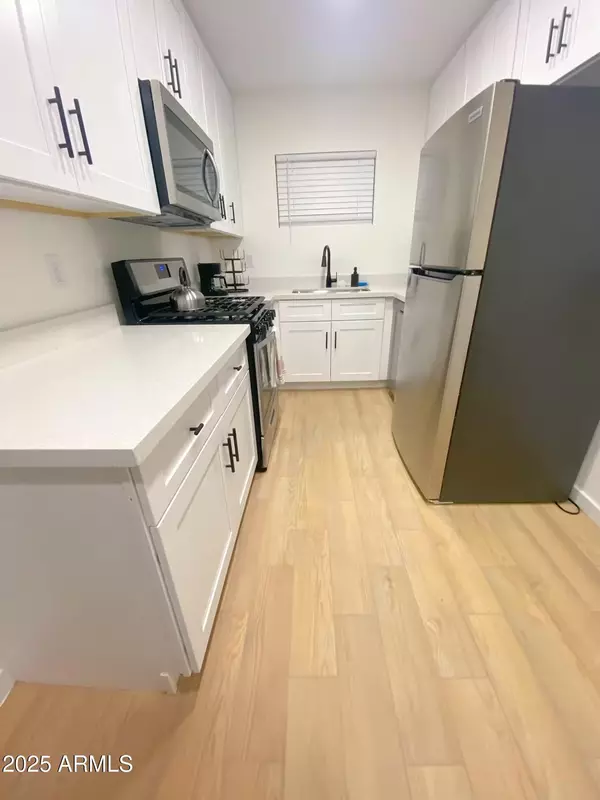 Phoenix, AZ 85008,2502 N 29TH Place #1