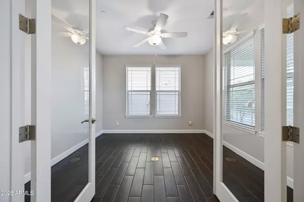 Peoria, AZ 85383,32156 N 132nd Drive