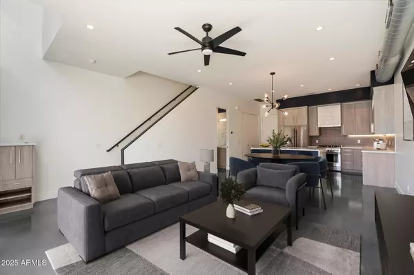 Phoenix, AZ 85013,540 W MARIPOSA Street #4