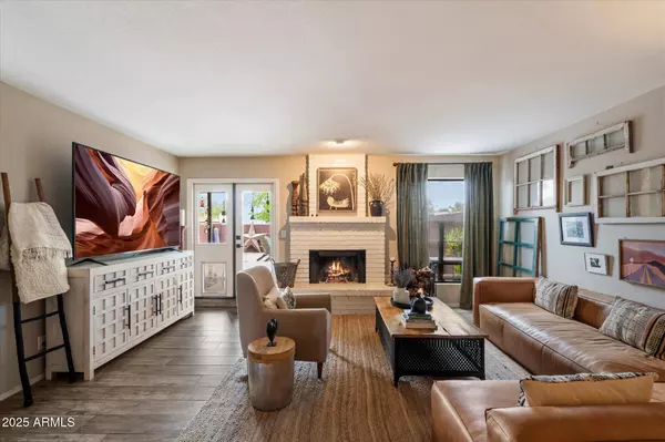2941 E NISBET Court, Phoenix, AZ 85032