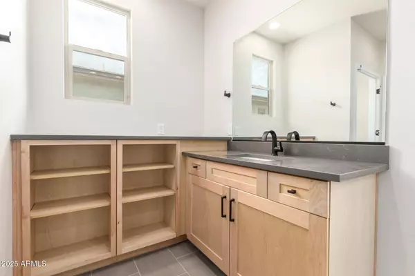 San Tan Valley, AZ 85140,39785 N COLLINS Lane