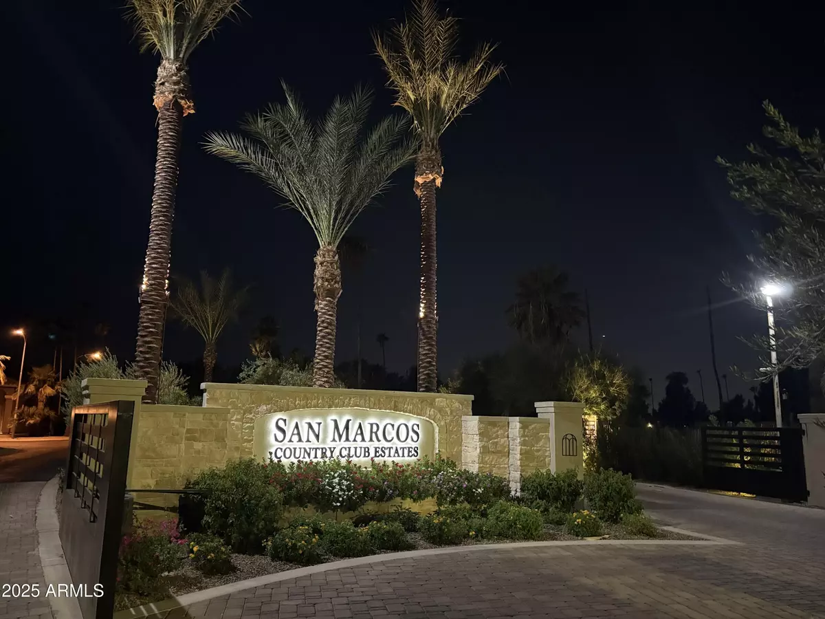 Chandler, AZ 85225,389 W FAIRWAY Place