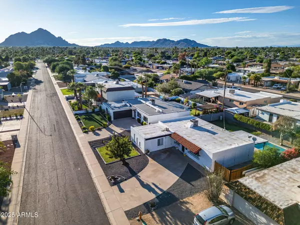 Scottsdale, AZ 85250,8326 E CRESTWOOD Way
