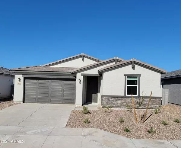 2426 E Grenache Road, San Tan Valley, AZ 85143