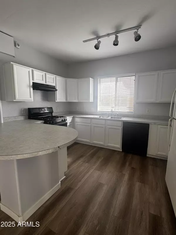 Chandler, AZ 85225,618 E Mariposa Place