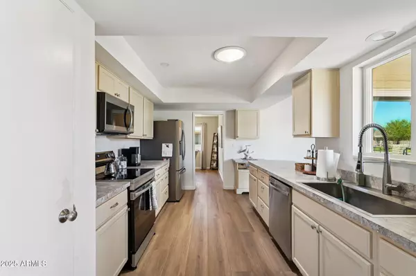 Sun City, AZ 85351,10339 W KINGSWOOD Circle