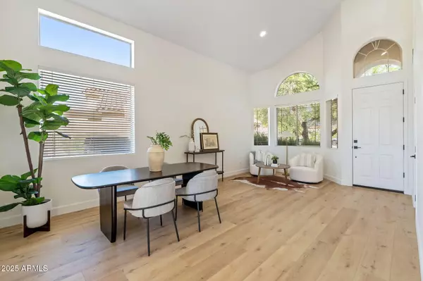 Scottsdale, AZ 85255,16142 N 102ND Way