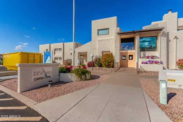5518 E Lindstrom Lane #1044, Mesa, AZ 85215