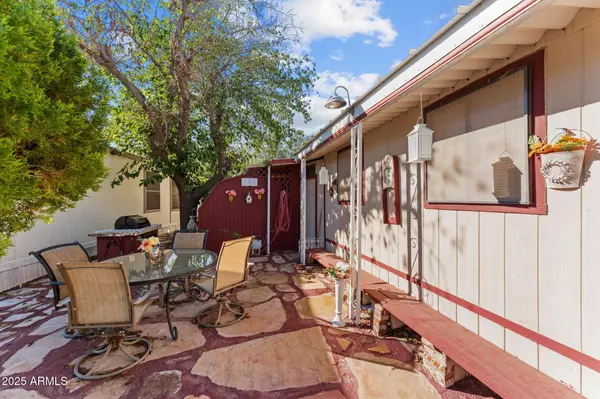 Wickenburg, AZ 85390,550 Palm Drive #14A