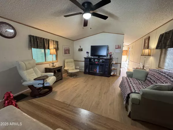 Wickenburg, AZ 85390,550 Palm Drive #14A