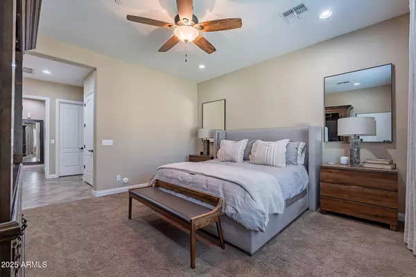 Phoenix, AZ 85085,1618 W BLAYLOCK Drive