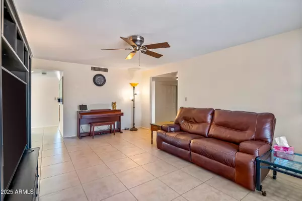 Glendale, AZ 85304,4554 W SUNNYSIDE Avenue