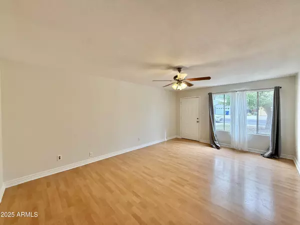 Tempe, AZ 85282,102 E ERIE Drive