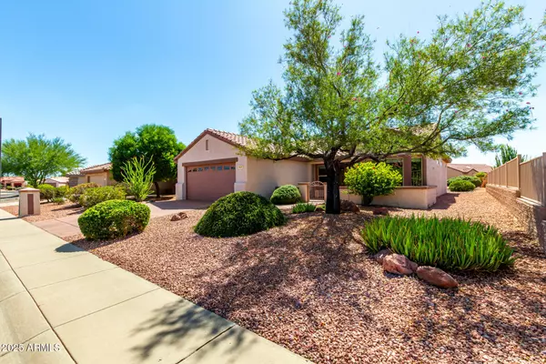 15979 W QUAIL CREEK Lane, Surprise, AZ 85374