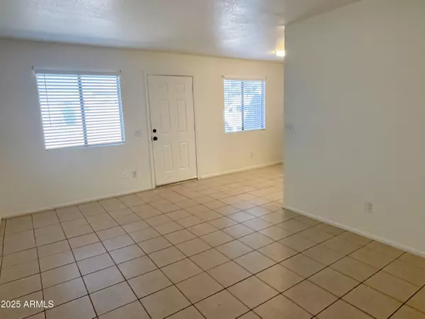 Apache Junction, AZ 85120,2061 S Apache Drive #3