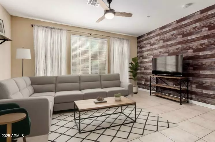 240 W JUNIPER Avenue #1053, Gilbert, AZ 85233