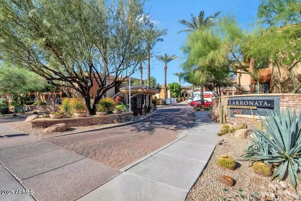 Phoenix, AZ 85054,6900 E PRINCESS Drive #2181