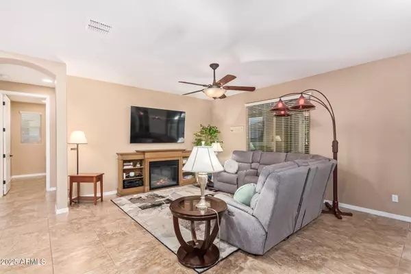 Queen Creek, AZ 85142,20702 E MOCKINGBIRD Drive