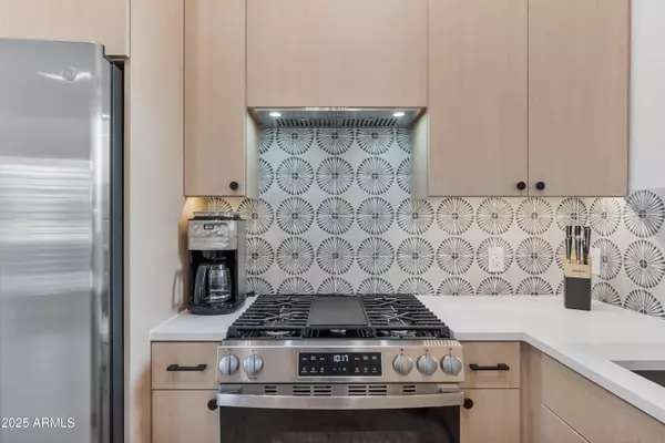 Paradise Valley, AZ 85253,7027 N SCOTTSDALE Road #225