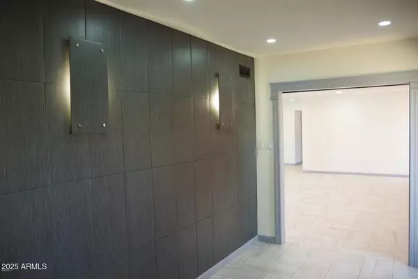 Glendale, AZ 85301,5742 W FRIER Drive