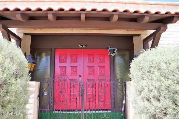 Glendale, AZ 85301,5742 W FRIER Drive