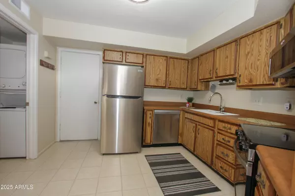 Glendale, AZ 85301,4345 W STATE Avenue