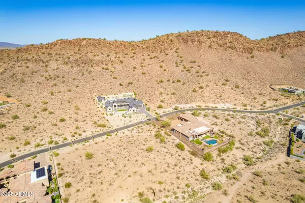 Peoria, AZ 85383,9015 W ROBERTA Lane #41