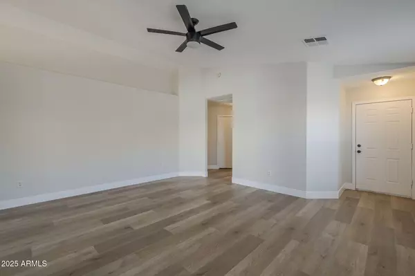 Phoenix, AZ 85041,2518 W CARSON Road