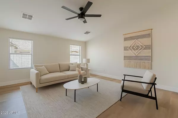 Phoenix, AZ 85041,2518 W CARSON Road