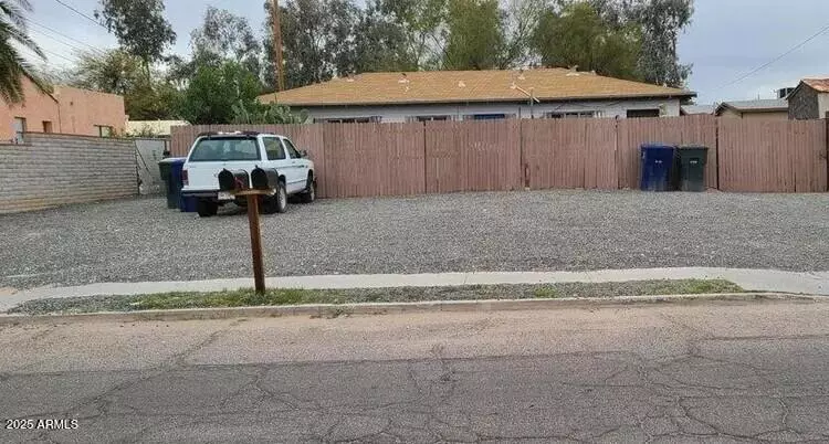 Tucson, AZ 85705,125 W JACINTO Street