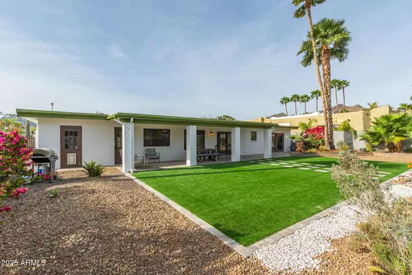 Phoenix, AZ 85028,2542 E COCHISE Road