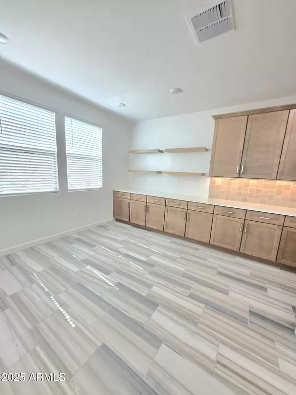Phoenix, AZ 85042,1153 E Kachina Trail