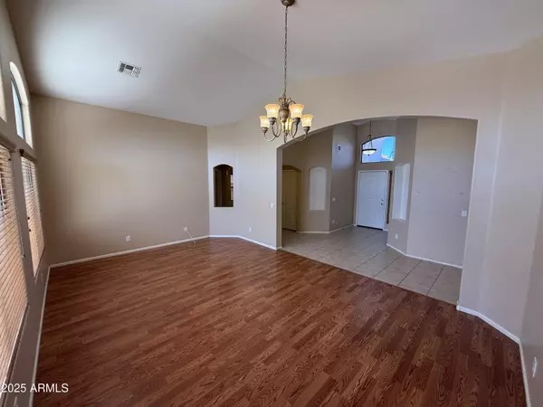 Phoenix, AZ 85085,2321 W STRAIGHT ARROW Lane