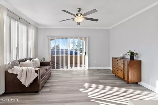 Phoenix, AZ 85008,5401 E VAN BUREN Street #2072