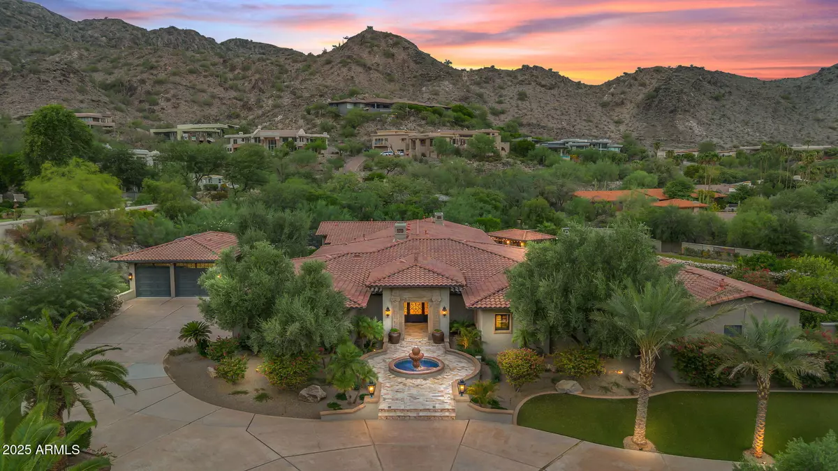 Paradise Valley, AZ 85253,7818 N Sherri Lane