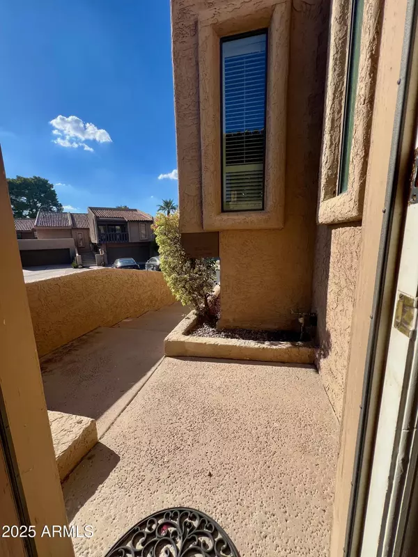 Phoenix, AZ 85018,4434 E CAMELBACK Road #136