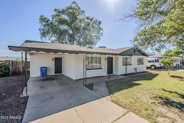 Phoenix, AZ 85021,2445 W DIANA Avenue