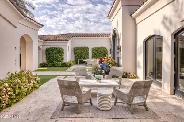 Paradise Valley, AZ 85253,5220 N Casa Blanca Drive